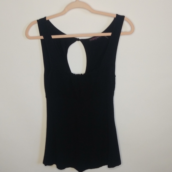 Guess Jeans tank top Imperfection size small - Picture 2 of 6